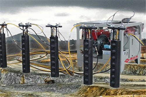 天峨石材開采設(shè)備礦山開采機械液壓裂石機型號大全